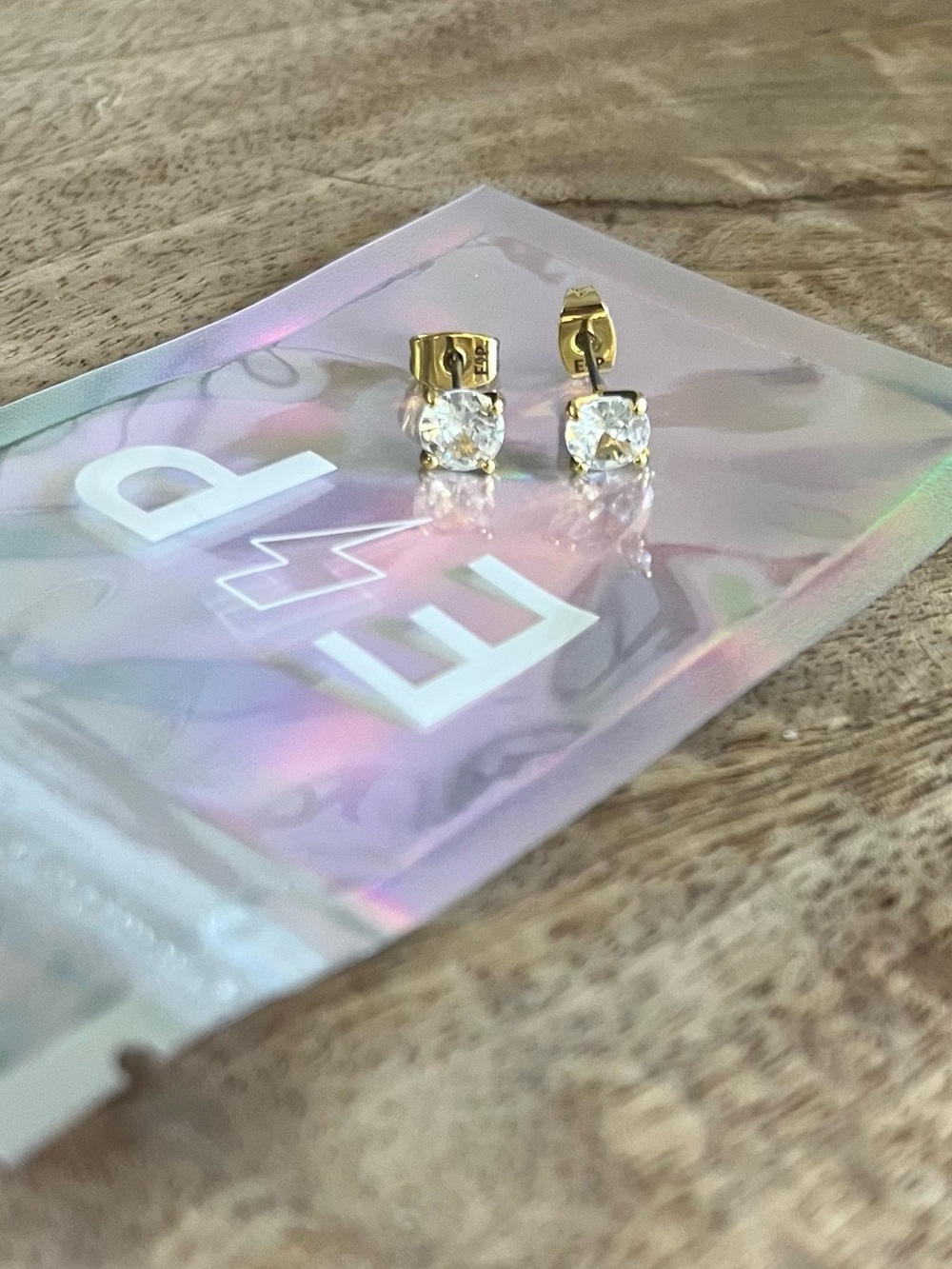 Electric Picks perfect studs - Picture 2 of 5